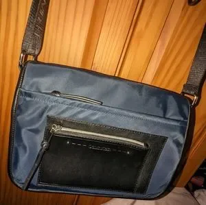 Calvin Klein | Bags | Calvin Klein Lisa Navy Nylon Messenger  display picture 2